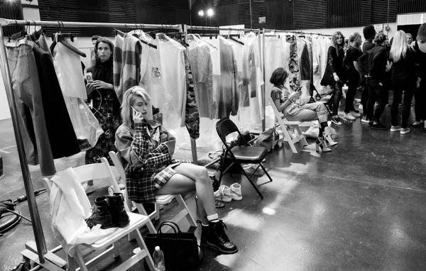 Rehberleri ve Voltaire - bahar yaz 2018, New York moda Wee göster