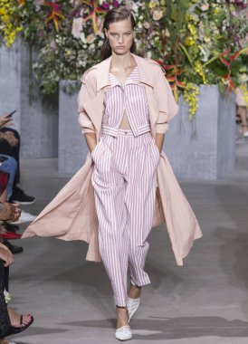Jason Wu show - bahar yaz 2018, New York Moda Haftası