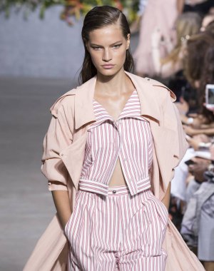 Jason Wu show - bahar yaz 2018, New York Moda Haftası