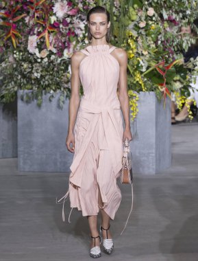Jason Wu show - bahar yaz 2018, New York Moda Haftası