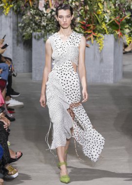 Jason Wu show - bahar yaz 2018, New York Moda Haftası