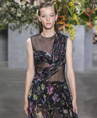 Jason Wu show - bahar yaz 2018, New York Moda Haftası