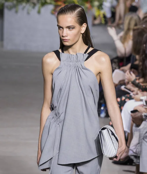 Jason Wu show - bahar yaz 2018, New York Moda Haftası