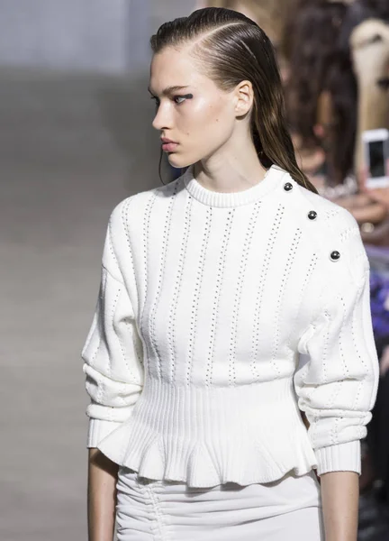 Jason Wu show - bahar yaz 2018, New York Moda Haftası