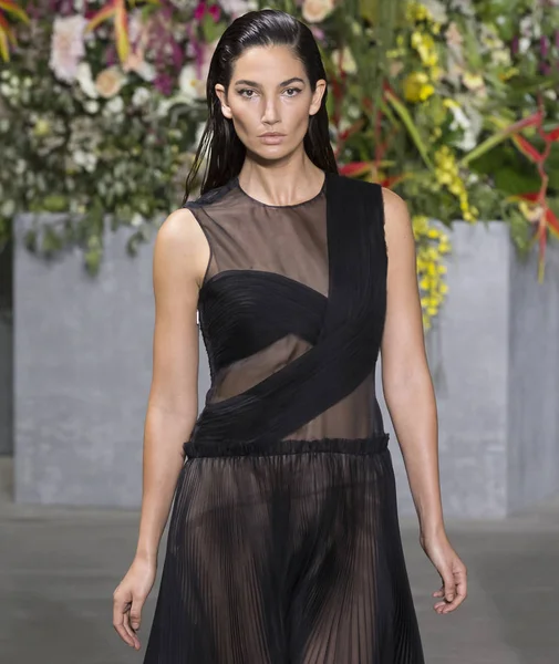 Jason Wu show - bahar yaz 2018, New York Moda Haftası