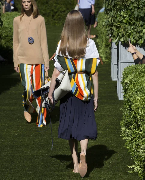 Tory Burch show - bahar yaz 2018, New York Moda Haftası