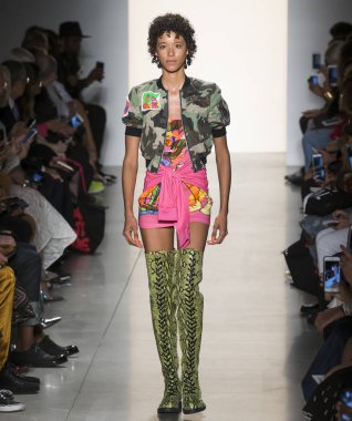 Jeremy Scott show - bahar yaz 2018, New York Moda Haftası
