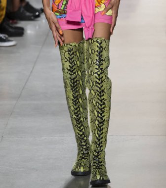 Jeremy Scott show - bahar yaz 2018, New York Moda Haftası