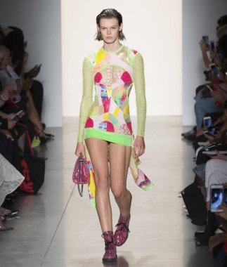 Jeremy Scott show - bahar yaz 2018, New York Moda Haftası