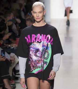 Jeremy Scott show - bahar yaz 2018, New York Moda Haftası