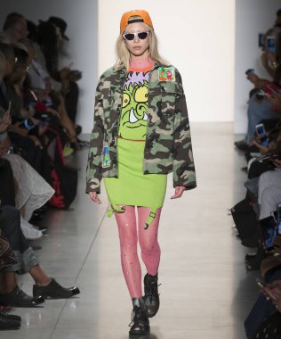 Jeremy Scott show - bahar yaz 2018, New York Moda Haftası