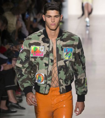 Jeremy Scott show - bahar yaz 2018, New York Moda Haftası