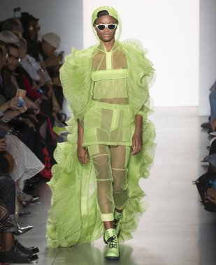 Jeremy Scott show - bahar yaz 2018, New York Moda Haftası