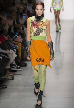 Jeremy Scott show - bahar yaz 2018, New York Moda Haftası