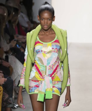 Jeremy Scott show - bahar yaz 2018, New York Moda Haftası