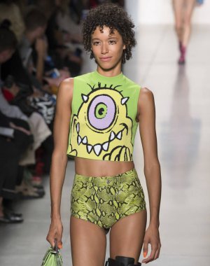 Jeremy Scott show - bahar yaz 2018, New York Moda Haftası