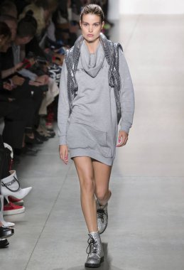 Jeremy Scott show - bahar yaz 2018, New York Moda Haftası