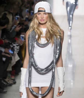 Jeremy Scott show - bahar yaz 2018, New York Moda Haftası