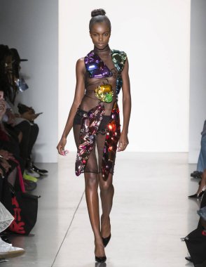 Jeremy Scott show - bahar yaz 2018, New York Moda Haftası