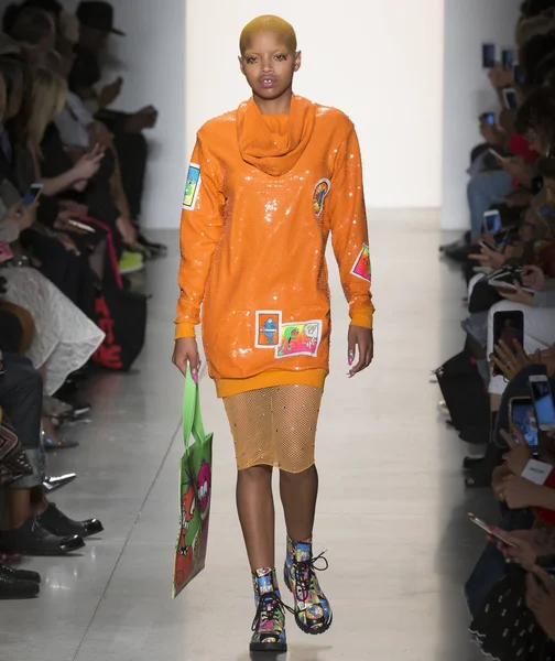 Jeremy Scott show - bahar yaz 2018, New York Moda Haftası