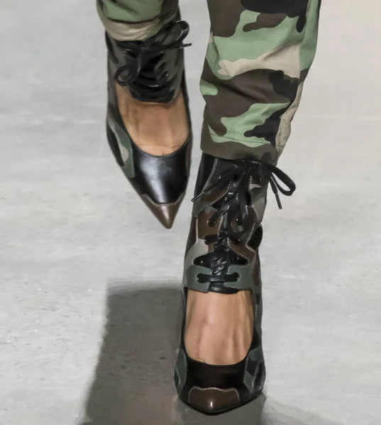 Jeremy Scott show - våren sommaren 2018, New York Fashion Week — Stockfoto