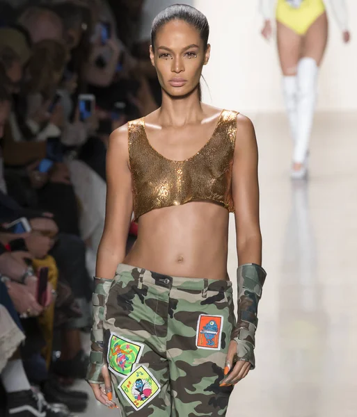 Jeremy Scott show - bahar yaz 2018, New York Moda Haftası