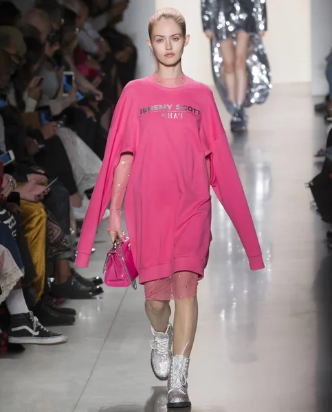 Jeremy Scott show - bahar yaz 2018, New York Moda Haftası