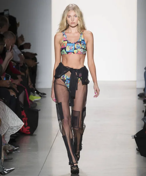 Jeremy Scott show - bahar yaz 2018, New York Moda Haftası