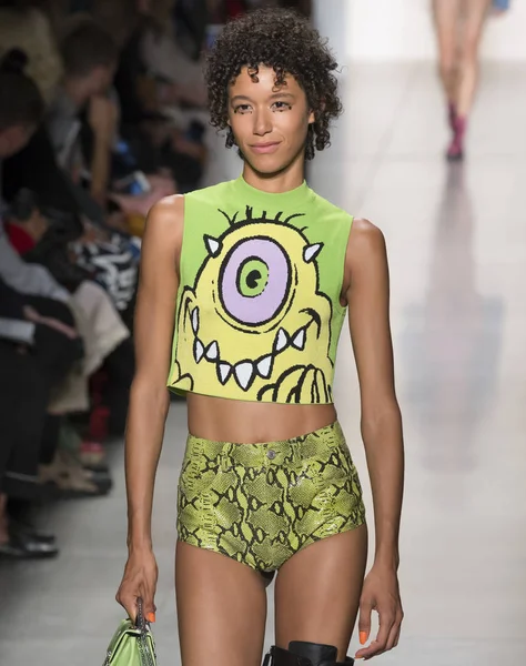 Jeremy Scott show - bahar yaz 2018, New York Moda Haftası