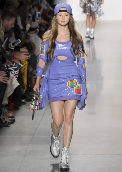 Jeremy Scott show - bahar yaz 2018, New York Moda Haftası