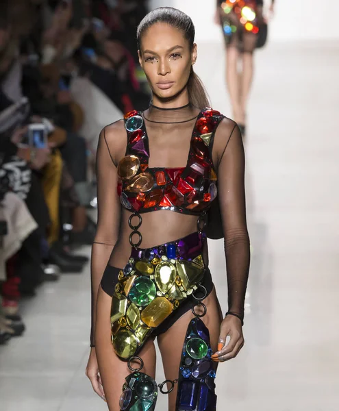 Jeremy Scott show - bahar yaz 2018, New York Moda Haftası