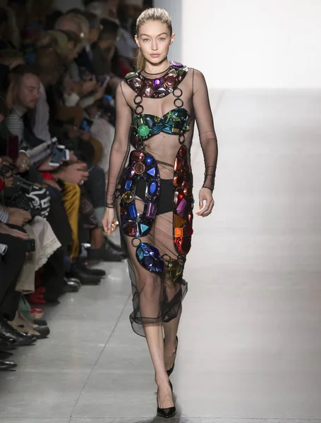 Jeremy Scott show - bahar yaz 2018, New York Moda Haftası
