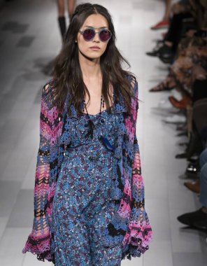 Anna Sui show - bahar yaz 2018, New York Moda Haftası