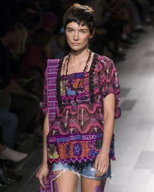 Anna Sui show - bahar yaz 2018, New York Moda Haftası