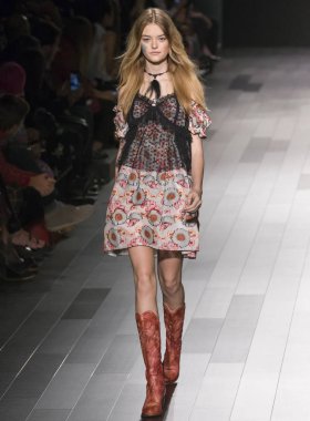 Anna Sui show - bahar yaz 2018, New York Moda Haftası