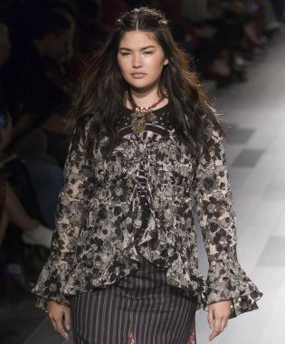Anna Sui show - bahar yaz 2018, New York Moda Haftası