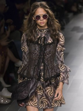 Anna Sui show - bahar yaz 2018, New York Moda Haftası