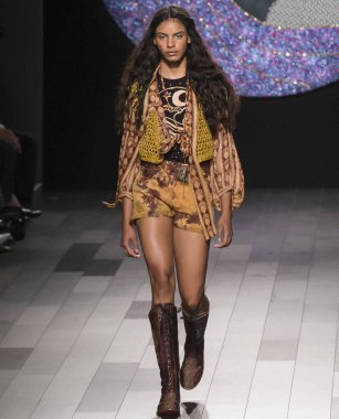 Anna Sui show - bahar yaz 2018, New York Moda Haftası