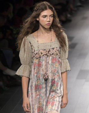 Anna Sui show - bahar yaz 2018, New York Moda Haftası