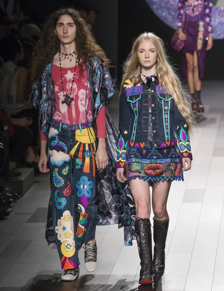 Anna Sui show - bahar yaz 2018, New York Moda Haftası