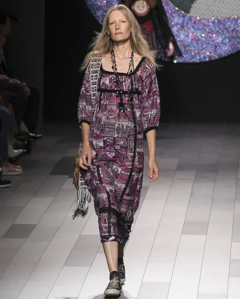 Anna Sui show - bahar yaz 2018, New York Moda Haftası