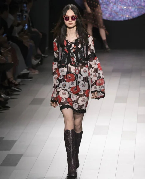 Anna Sui show - bahar yaz 2018, New York Moda Haftası