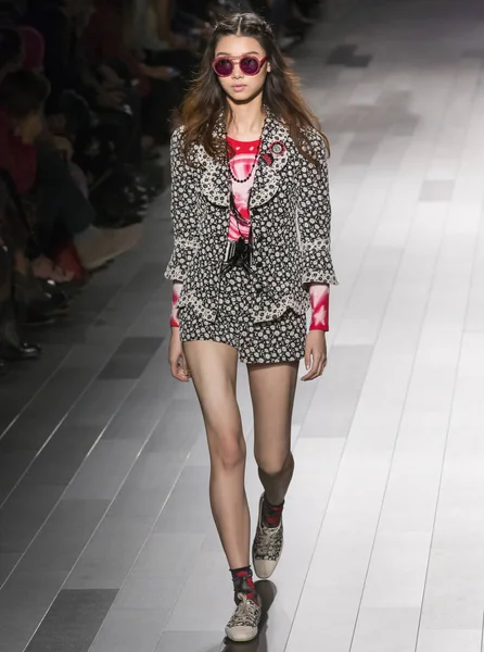 Anna Sui show - bahar yaz 2018, New York Moda Haftası