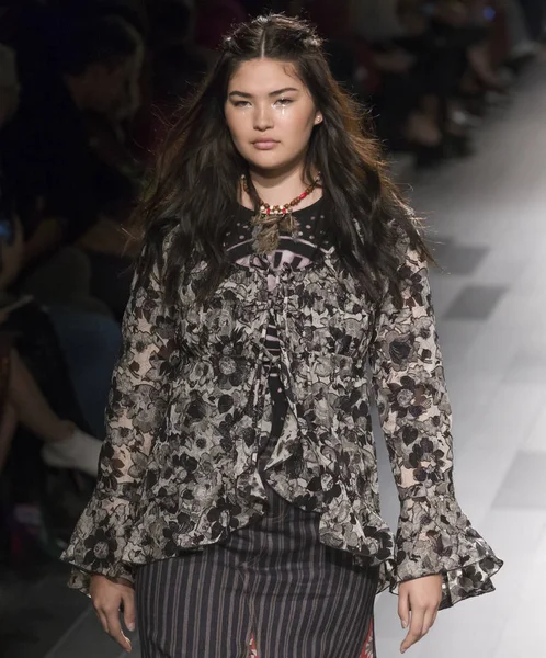 Anna Sui show - bahar yaz 2018, New York Moda Haftası
