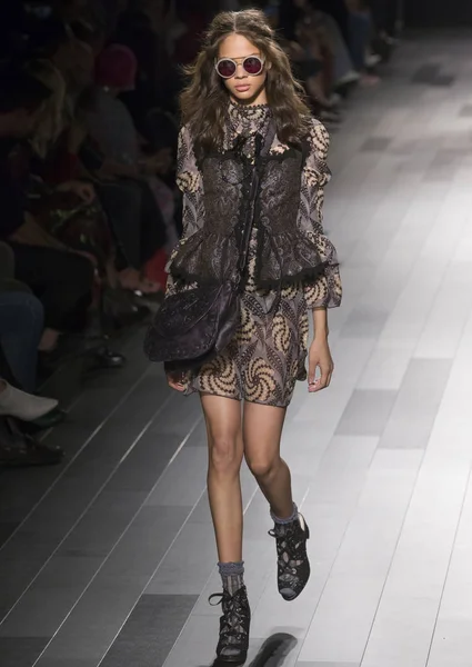 Anna Sui show - bahar yaz 2018, New York Moda Haftası