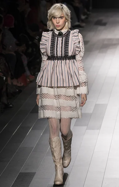 Anna Sui show - bahar yaz 2018, New York Moda Haftası