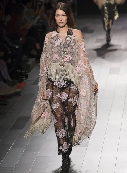Anna Sui show - bahar yaz 2018, New York Moda Haftası