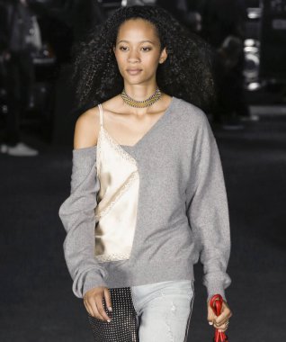 Alexander Wang show - bahar yaz 2018, New York Moda Haftası