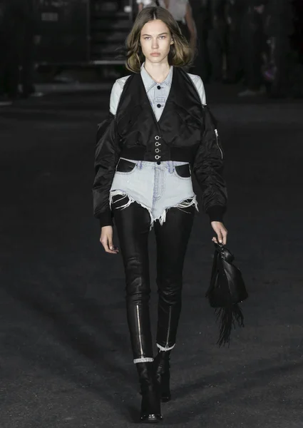 Show de Alexander Wang - Primavera Verano 2018, Semana de la Moda de Nueva York — Foto de Stock