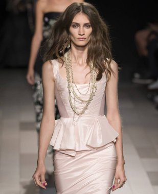 Marchesa show - bahar yaz 2018, New York Moda Haftası